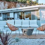 Luxury Theros With Private Pools Vilă *