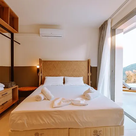 Вилла Luxury Theros With Private Pools *