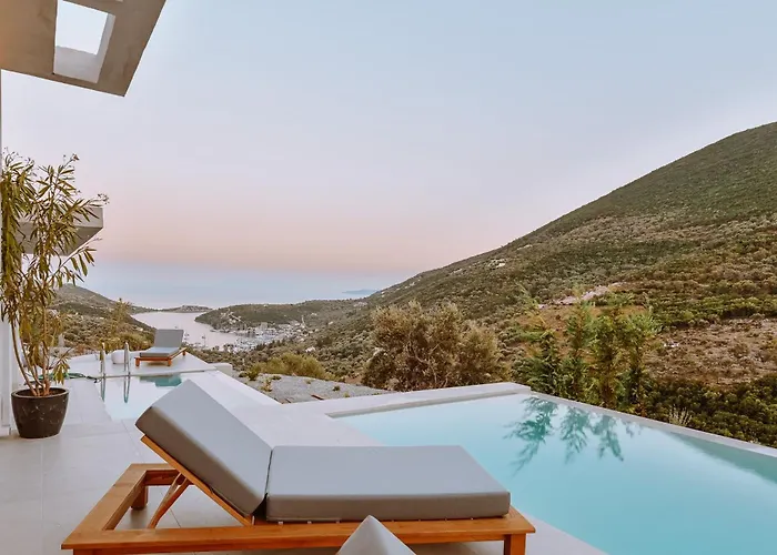Villa Luxury Theros With Private Pools *