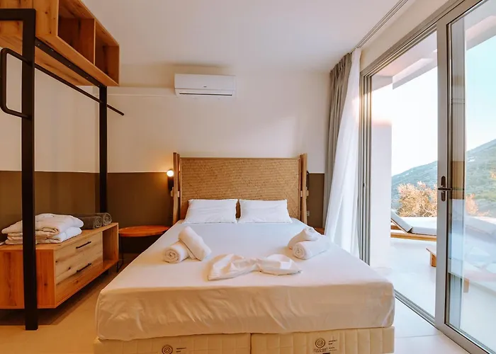 Villa Luxury Theros With Private Pools *